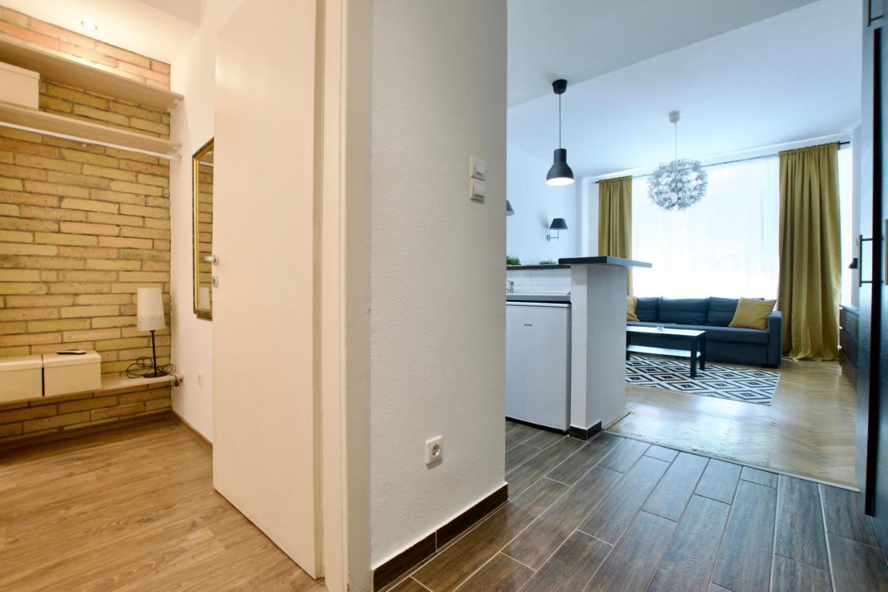 Standard Apartment By Hi5 - Center Of City Center Budapest Exterior foto